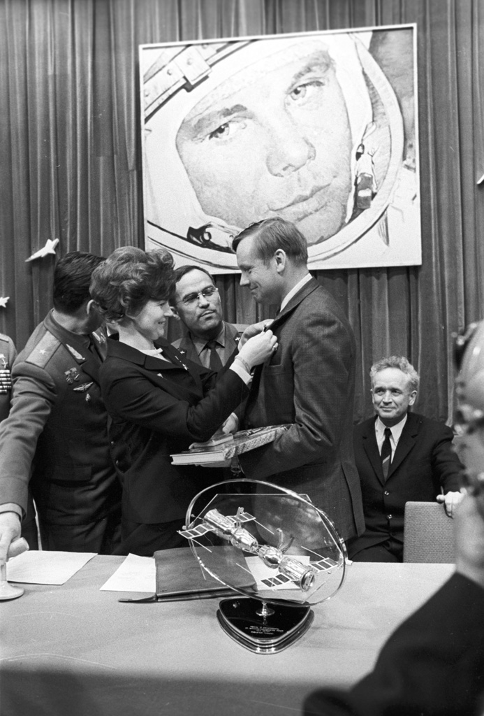 Нил Армстронг и Валентина Терешкова, июнь 1970