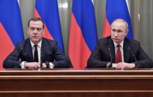 Russian government announces collective resignation