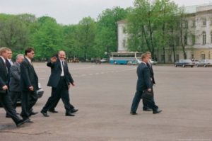 А.Г. Лукашенко приветствует ярославцев на Советской площади