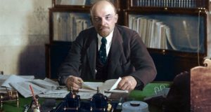 lenin-v-rabochem-kabinete