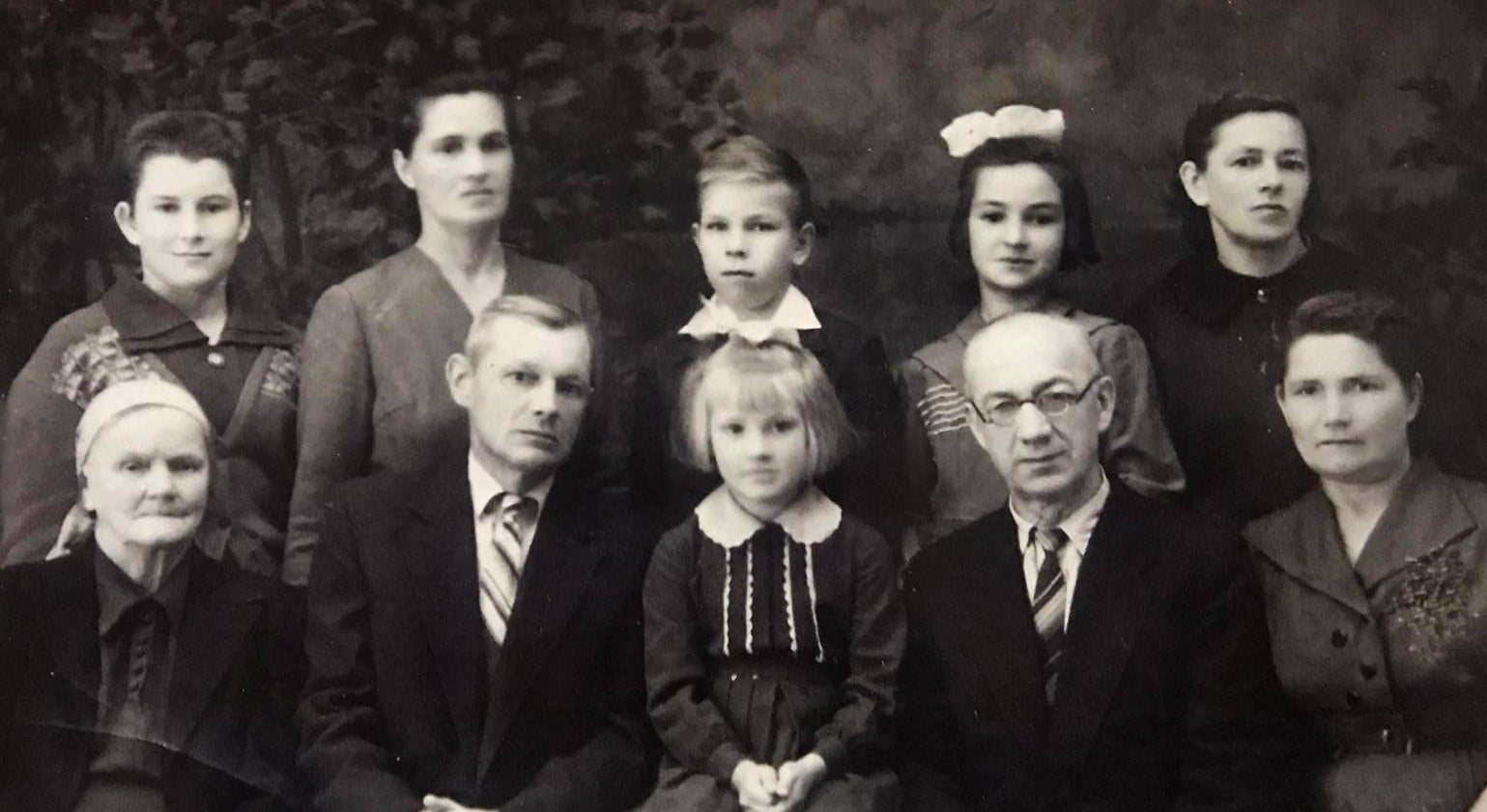 Сергей Федорович Соколов со своей семьей, 1950-е годы, г. Углич.