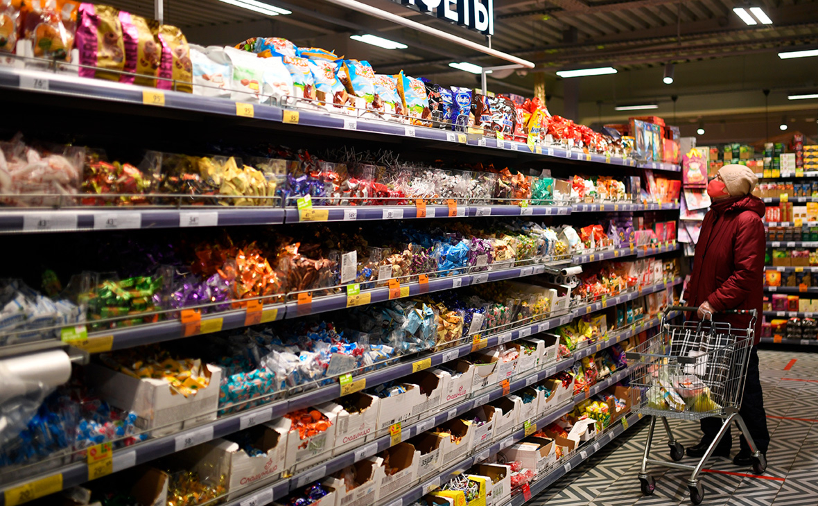 Кондитеры предупредили о росте цен на конфеты и вафли