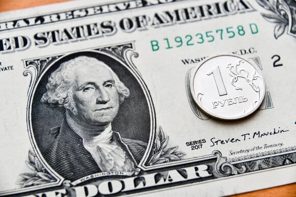 Что будет дальше с курсом доллара?
