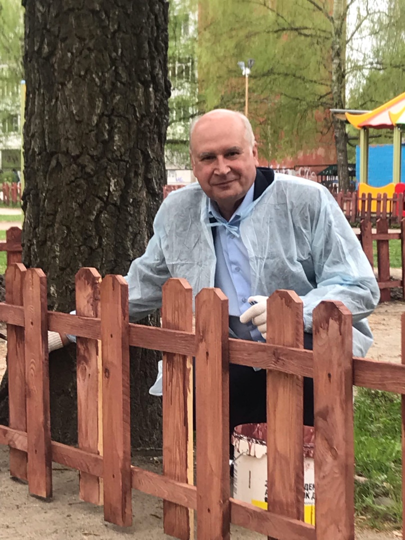 Ярославские коммунисты приняли участие в месячнике по благоустройству детского сада