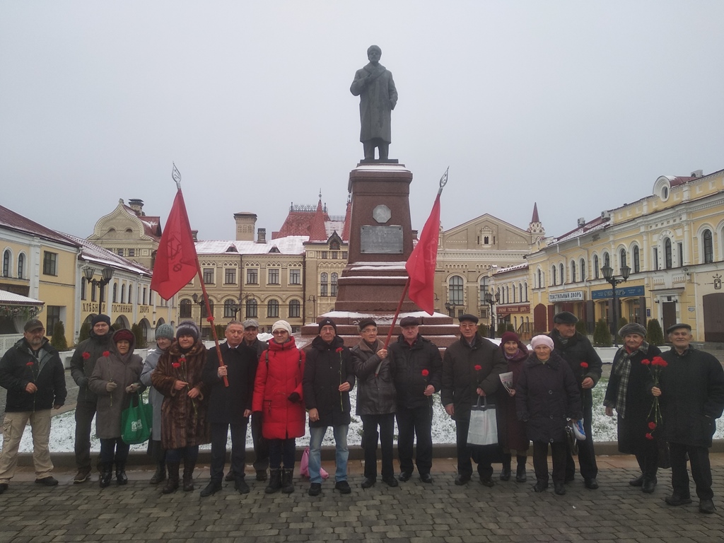 Рыбинские коммунисты отметили 105-ю годовщину Великой Октябрьской социалистической революции