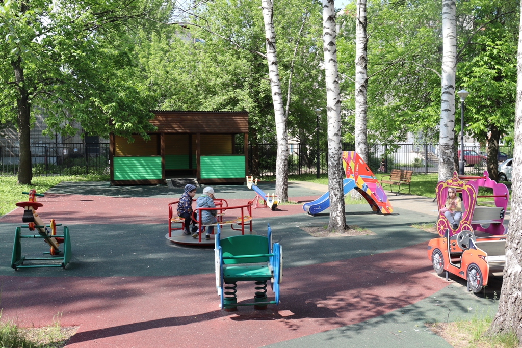 При поддержке депутата Кузнецовой в Центре помощи семьи и детям открыли новый городок