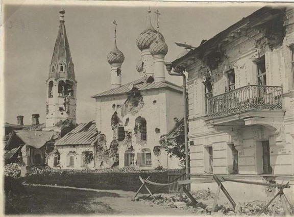 Церковь Николы Рубленого. После уличных боев Фото 1918 г.