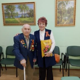 Коммунисты Гаврилов — Ямской организации КПРФ поздравили ветеранов накануне Великого праздника Победы