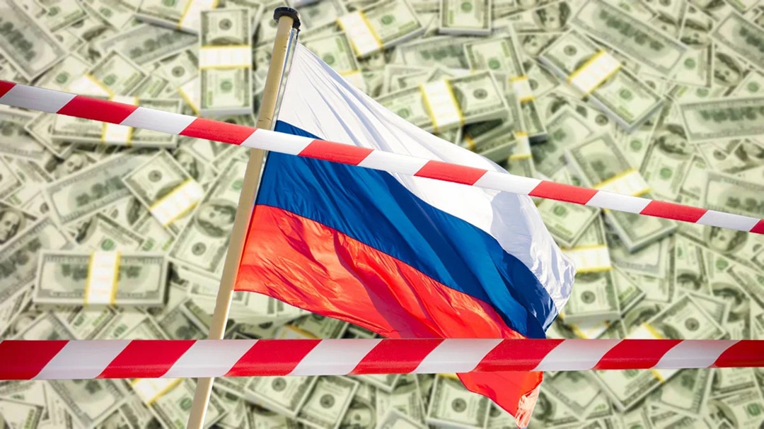 Запад начинает использовать российские деньги