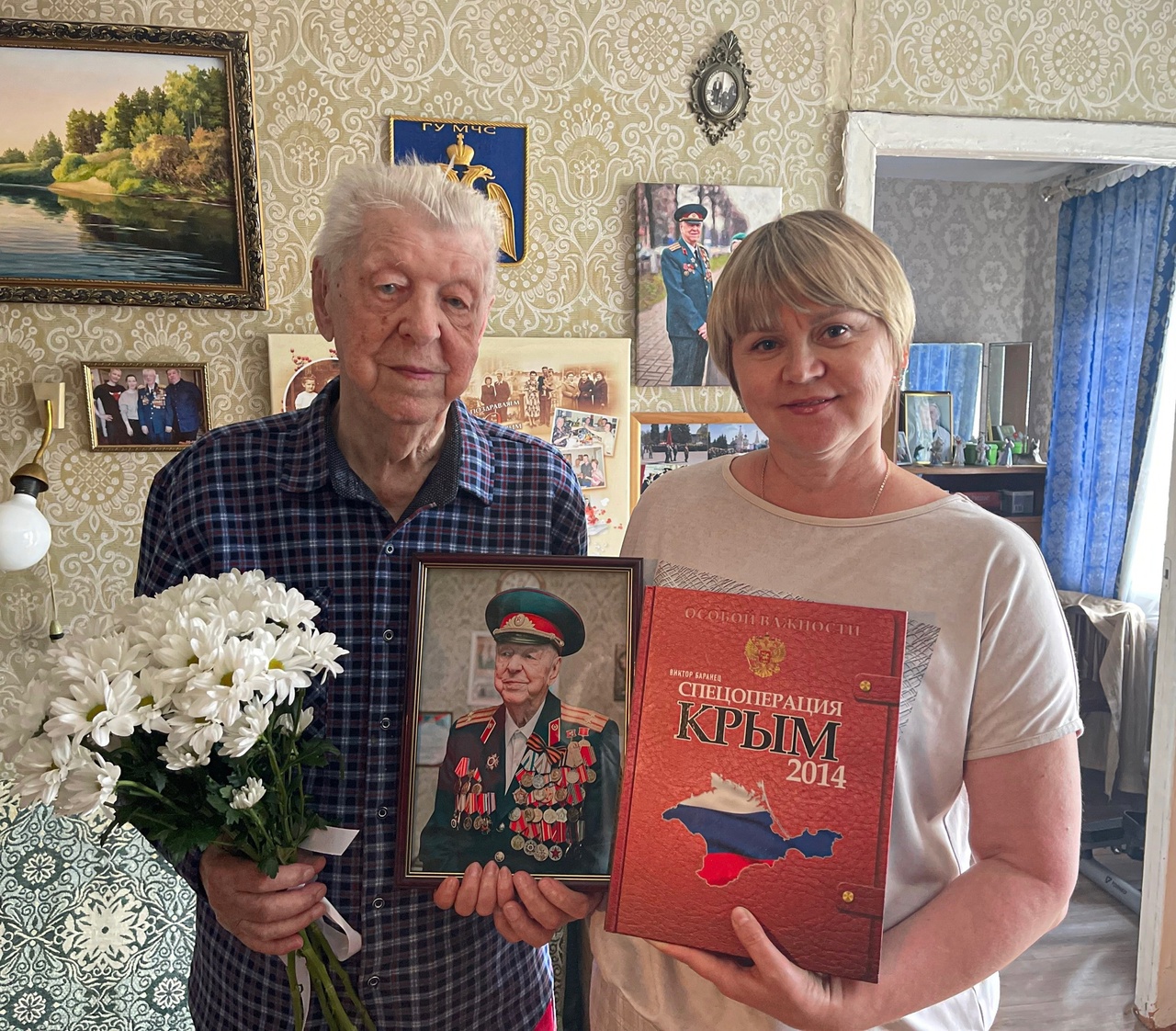 Коммунисты поздравили ветерана войны со 100-летним юбилеем