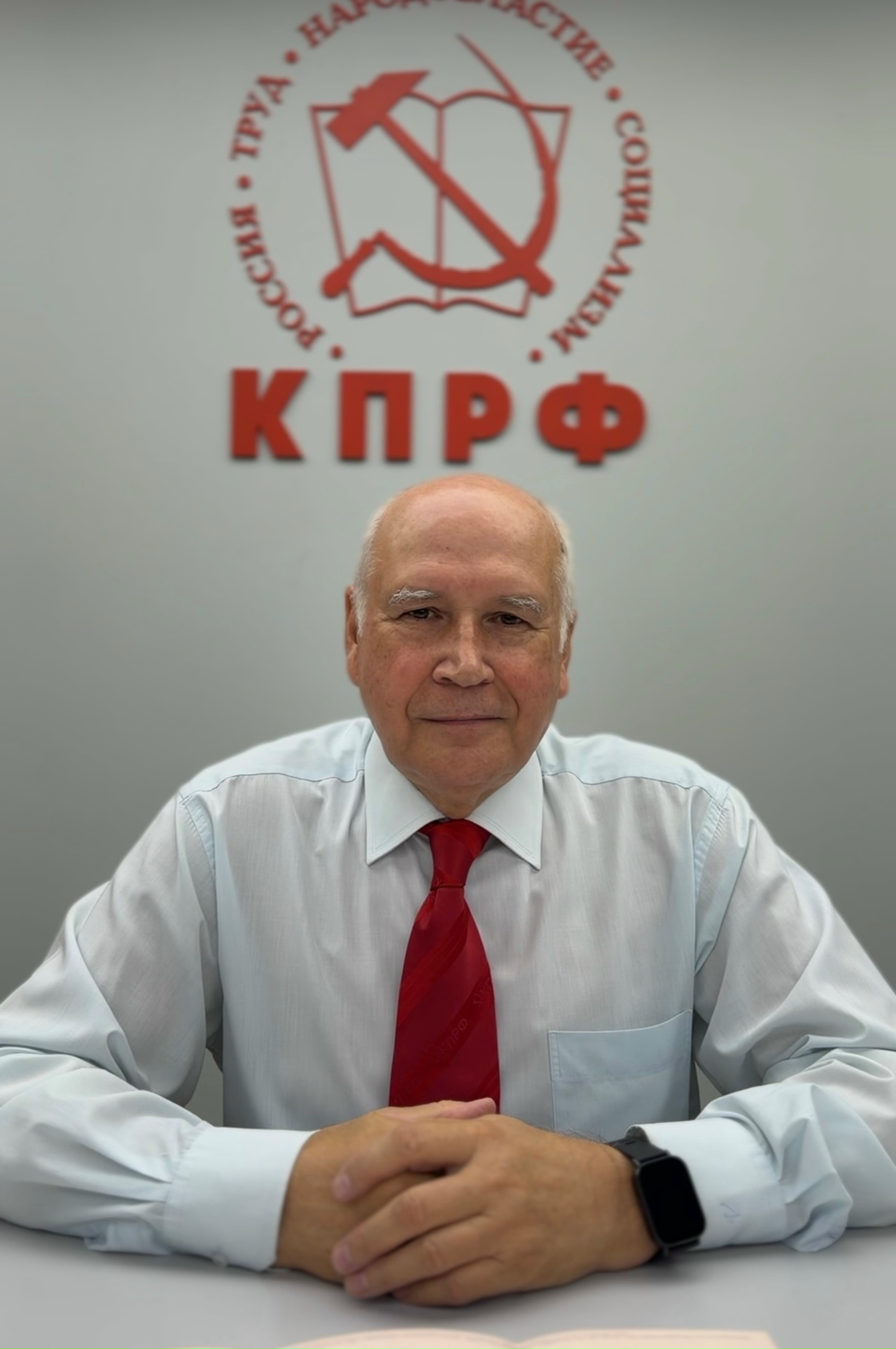 За сухой цифрой сокращённого сотрудника стоит живой человек