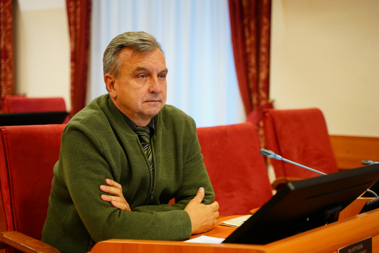 ДА БУДЕТ СВЕТ…И ПОЛИГОН К КОНЦУ ПЯТИЛЕТКИ